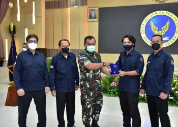 Penutupan Munas PPPAU 2022. Aspotdirga Kasau Harap, Pengurus Terpilih Berikan Konstribusi Positif dan Jaga Nama Baik TNI AU