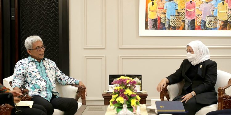 RI dan Malaysia Sepakati Nota Kesepahaman Penempatan PMI Sistem Satu Kanal