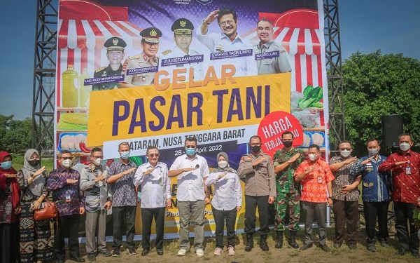 Jelang Lebaran, Kementan Gelar Pasar Tani Penuhi Kebutuhan Bahan Pangan Pokok Masyarakat NTB