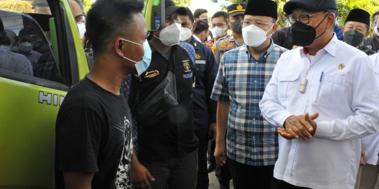 Sidak 7 SPBU di Medan dan Bengkulu, Menteri ESDM Ingatkan Distribusi BBM Harus Tepat Sasaran