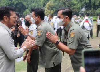 Hari Pertama Kerja, Mentan SYL Ajak Pegawai Lebih Semangat