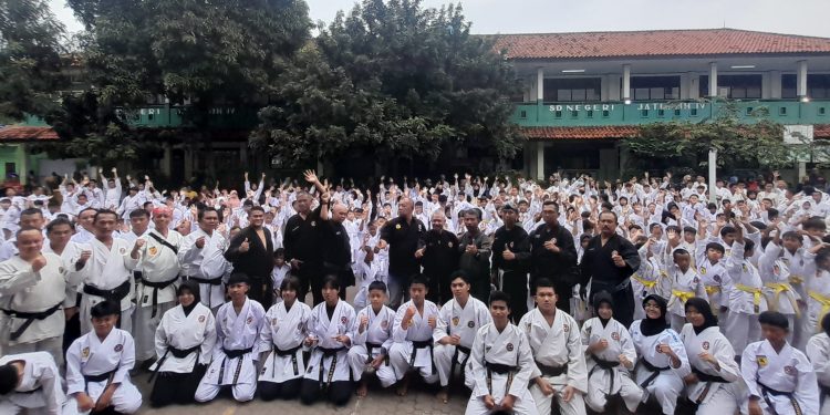 *Mensana In Corpore Sano, Salah Satu Peran Serta Perguruan Karate BKC Dalam Pembangunan Mental Di Setiap Daerah”*